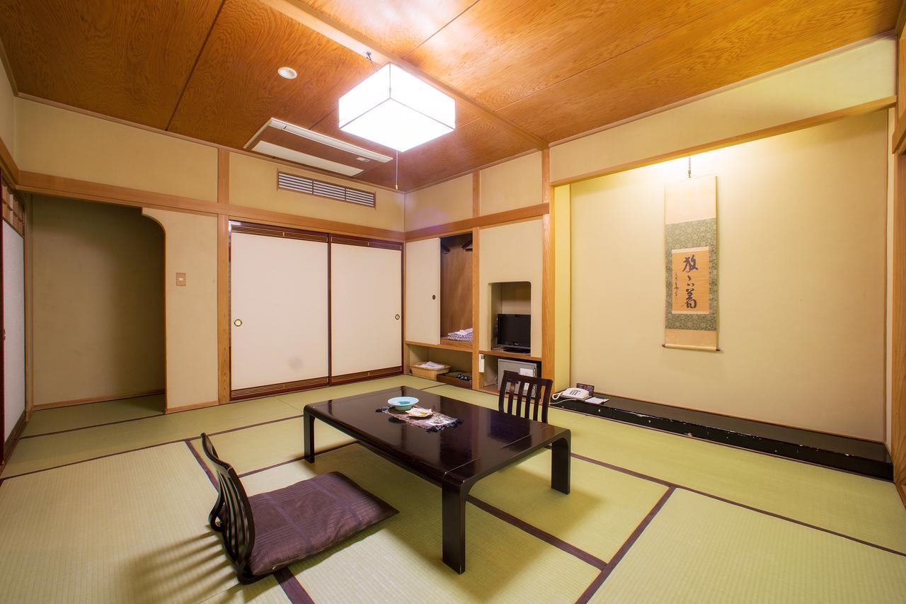 Готель Osawa Onsen Sansuikaku Ханамакі Екстер'єр фото